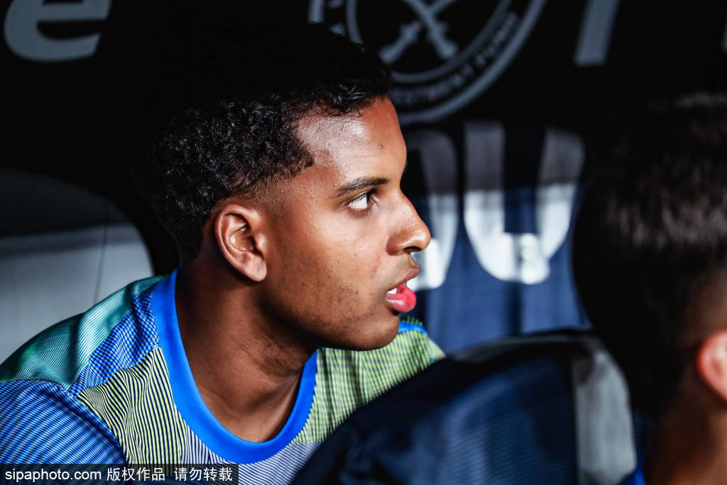 Rodrygo的未来悬而未决：皇马的不确定性与英超的诱惑