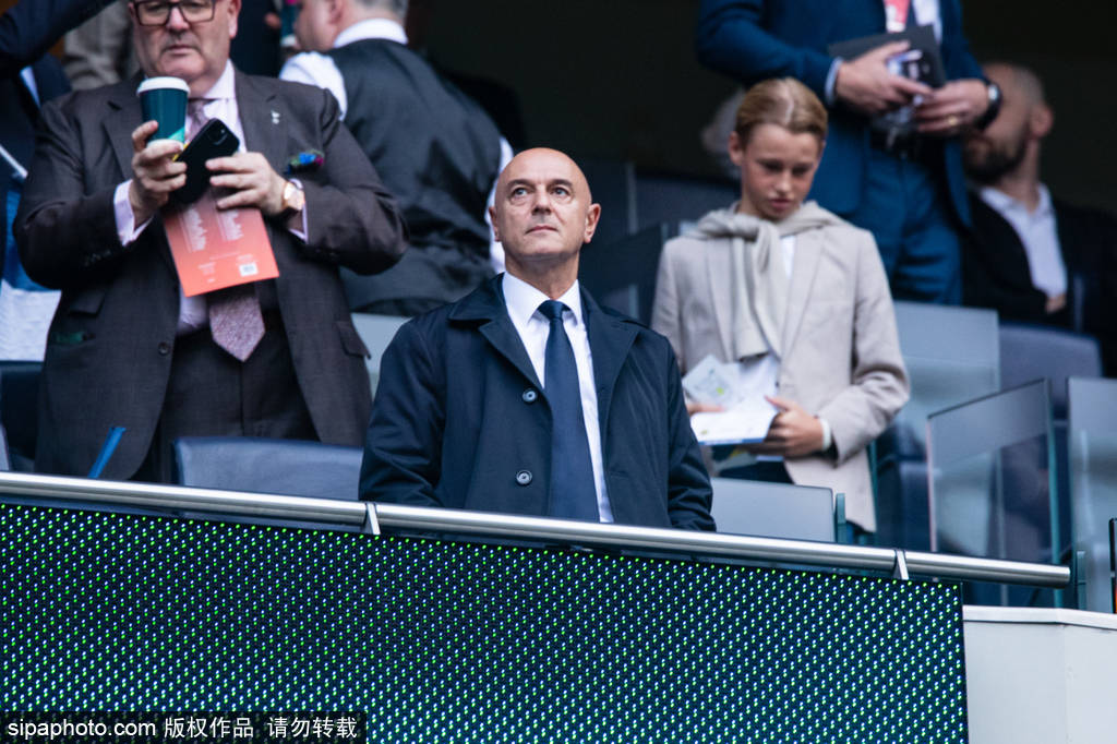 重磅！热刺俱乐部官方宣布：列维结束25年主席任职生涯